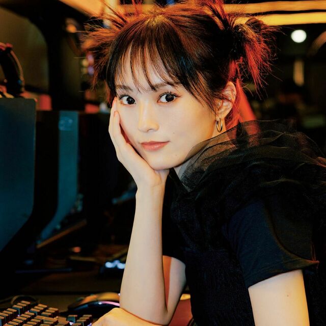 ☞☞ 山本彩 ミニウォレット 〜α〜 ☞☞ 山本彩 ミニウォレット 〜α〜(活動休止していた山本彩