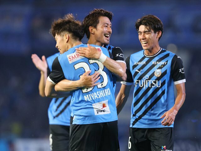 PUMA 川崎フロンターレ三笘薫 18番 PUMA プーマ 川崎フロンターレ 2020