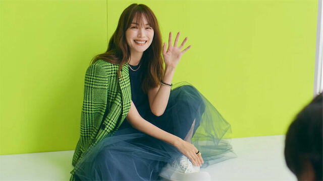 ファッション誌『STORY』の表紙モデルに、いま〝エビちゃん