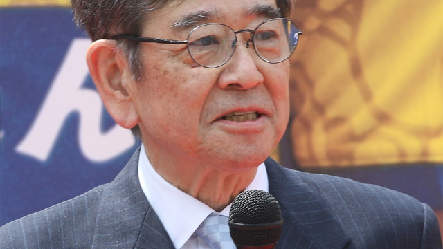 石坂浩二「離婚5日後に電撃再婚」で元妻・浅丘ルリ子がマスコミ以上に驚いた/壮絶「芸能スキャンダル会見」秘史 antenna[アンテナ]