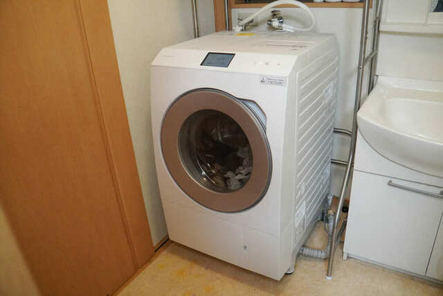 Amazon | パナソニック ドラム式洗濯乾燥機 幅63.9cm 洗濯11kg/乾燥6kg 左開き NA-LX113CL-W マットホワイト  スゴ落ち泡洗浄 はやふわ乾燥 ヒートポンプ | パナソニック(Panasonic) | 洗濯乾燥機 通販