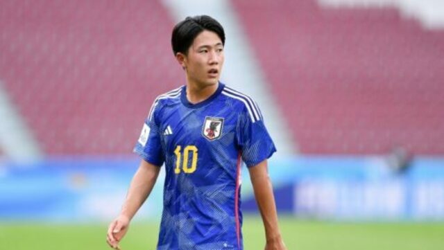 FC東京、16歳MF佐藤龍之介とプロ契約を締結！「青赤のエンブレム