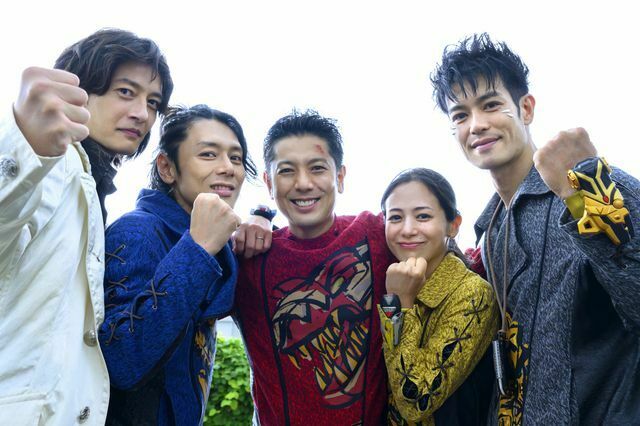 爆竜戦隊アバレンジャー　大人用ジャケット　樹らんる 爆竜戦隊アバレンジャー 大人用ジャケット 樹らんる - メルカリ