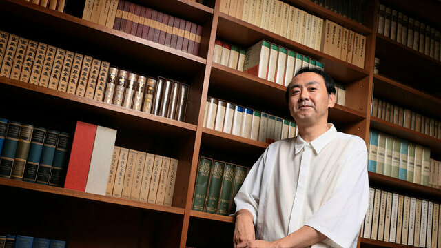 エッセイ『ちょっと不運なほうが生活は楽しい』でアンガールズ田中卓志が明かした、プロポーズで頑張ったこと antenna[アンテナ]
