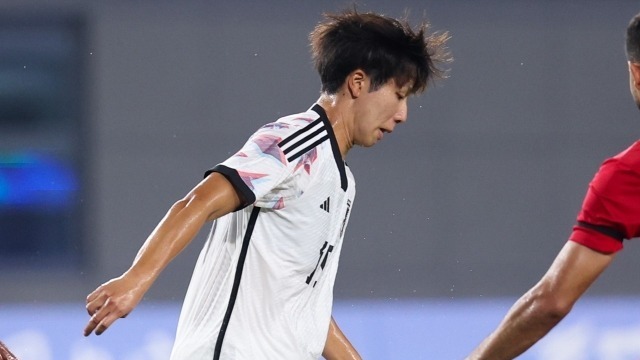 北朝鮮の圧を飛ばす先制ゴール! 流れ変えたU22日本代表FW内野航太郎は「もっともっとレベルアップしないと」 antenna[アンテナ]