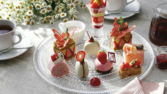 Afternoon Tea「ネコグッズ」発売へ！ 車掌姿が愛らしいエコバッグなど