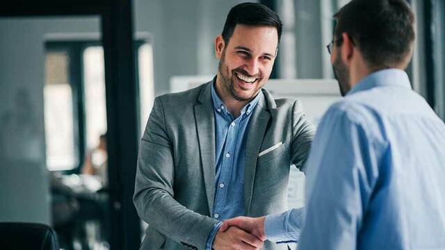 「ただ聞いてるだけの人」と「人の話を聞くのがうまい人」を