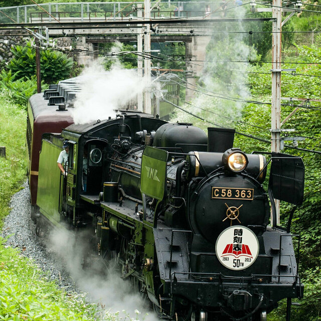 SL疾走No2 秩父鉄道[パレオエクスプレス] SL疾走No2 秩父鉄道[パレオエクスプレス] 懐かしの編成が25年