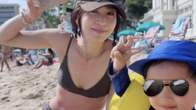 松井玲奈　水着 スポーツ報知