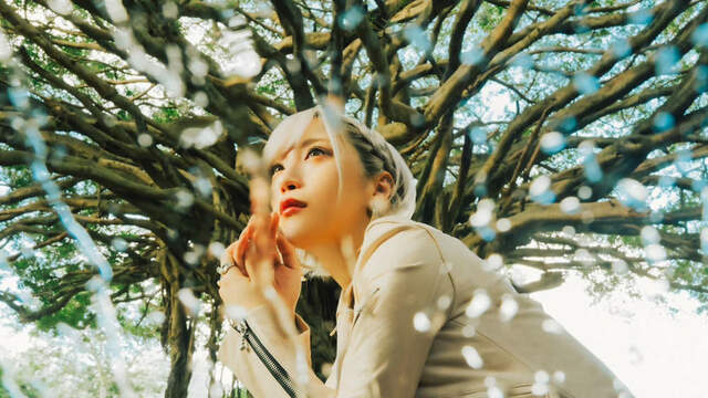 ReoNa、デビュー曲〜4thシングルまで4作品をアナログ盤リリース