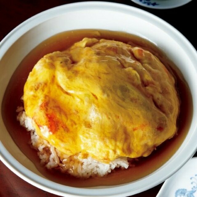 小さめフライパンで一気に焼く！おうちで町中華の【天津飯】を美味しく作るコツ | antenna[アンテナ]