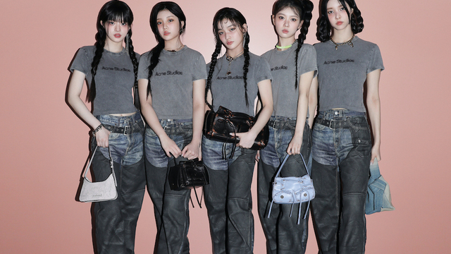ILLIT アイリット acne studios ゆるかっ イロハ ポスター 非売品