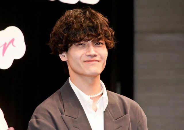 白くまあいす　Aぇ! group 佐野晶哉　DVD・Blu-ray・パンフ Amazon.co.jp: Aぇ! group 公式 生 写真（小島健・佐野晶哉
