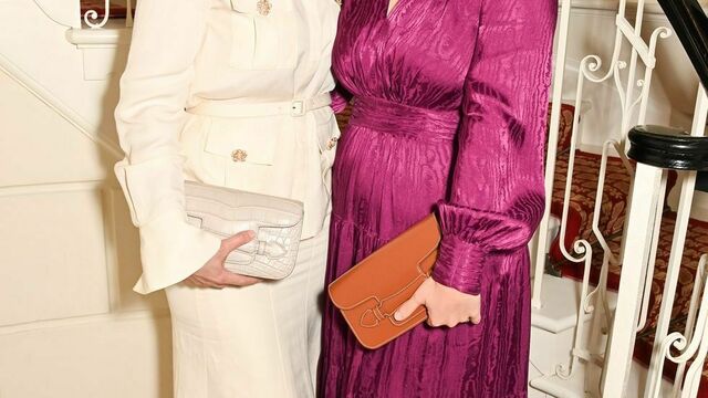 ベアトリス王女とユージェニー王女、ドレスアップしてロンドンで特別なディナーに出席 antenna[アンテナ]