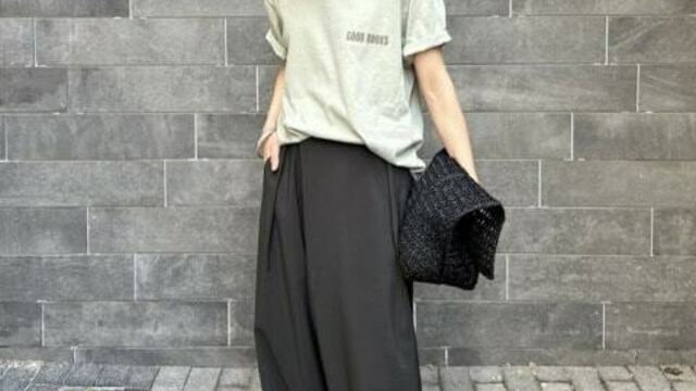 グラビティサマークロップパンツ