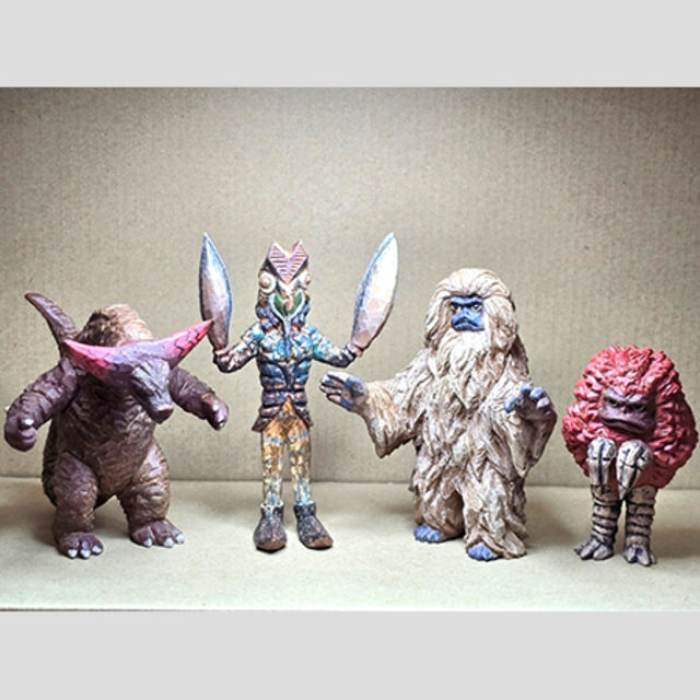 ウルトラ怪獣 彫ってみた ゴモラ ピグモン ウー フィギュア はしもと