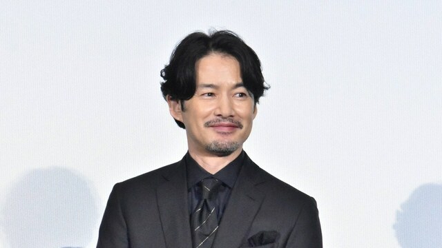 「ミステリアスですてき」だと思う50代男性俳優ランキング！ 2位「竹野内豊」、1位は？ | antenna[アンテナ]