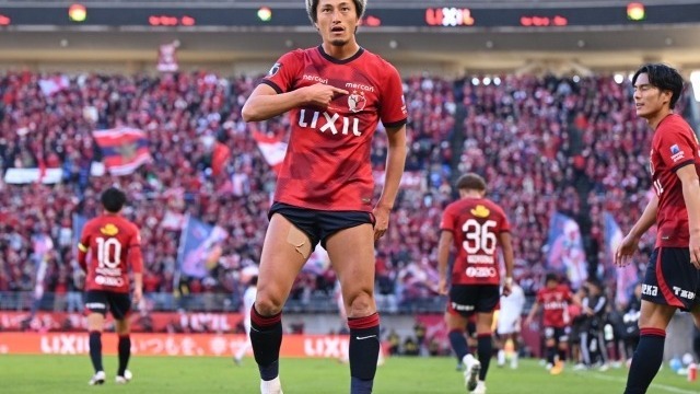 2012 鹿島アントラーズ 3rd 支給品 パンツ 美品】鹿島アントラーズ サッカーパンツ - メルカリ