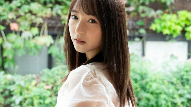 SWEET STEADY 塩川莉世 Tシャツ KND07986.jpg?impolicy=lt&