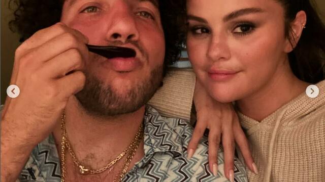 セレーナ・ゴメス、ベニー・ブランコと婚約 親友テイラー