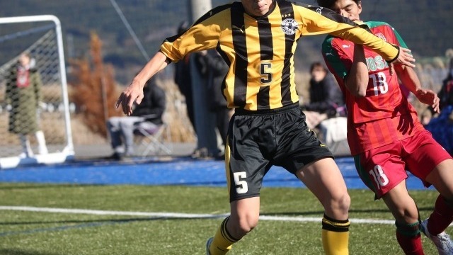 ほぼ未使用 前橋育英 サッカー ピステ Puma MAEBASHIIKUEI