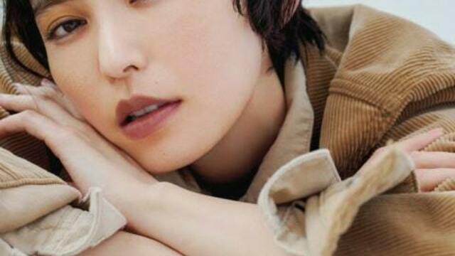 イヴ・サンローランの「YSL ラブシャイン キャンディ グロウ