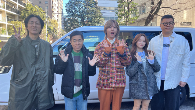 Mrs. GREEN APPLE、キーボード・藤澤涼架がグランドピアノで披露