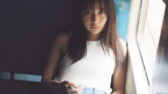 楽天ブックス: 上白石萌歌写真集 charm charm - 松岡 一哲