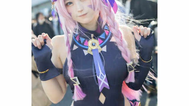 コミケ　えなこ　餓狼 MARK OF THE WOLVES 双葉ほたる カード 日本一のコスプレイヤーのえなこ！格闘ゲームの祭典で可愛すぎる