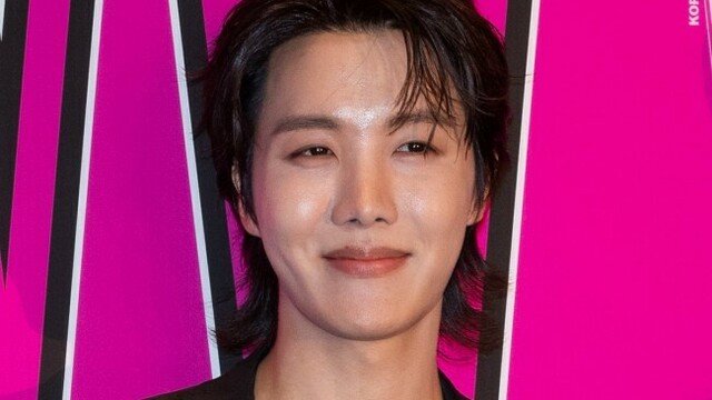 BTS（防弾少年団）のダンス隊長！ J-HOPE（ホソク）の私服や衣装