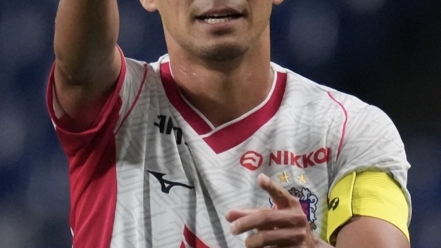 横浜開催のレジェンドマッチに元オランダ代表ダービッツ氏が緊急