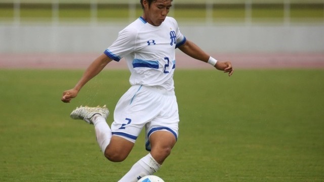 前橋育英　ピステ、白ユニ上下
購入さん専用 憧れのユニホームで最後までエースの自覚 前橋育英・岩崎鈴音