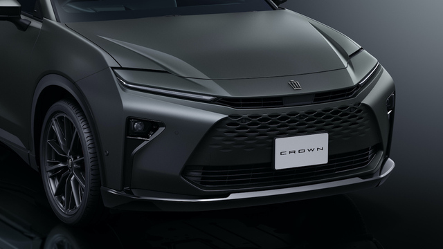 KINTO FACTORY」が「トヨタ・クラウン」シリーズをカスタマイズ