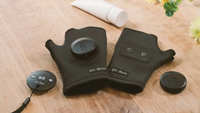041｜ディズムの美顔器「DISM EMS EER メディアスキンケア