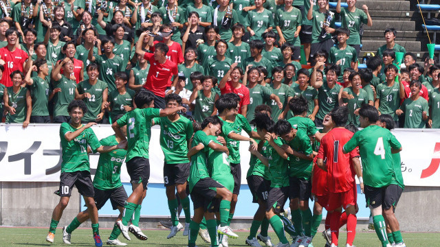 ほぼ未使用 前橋育英 サッカー ピステ Puma MAEBASHIIKUEI MOM2032]前橋育英DF小山翔(3年)_「任せた」「任せろ」出場停止の
