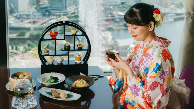ロコ すのチル 服 着物 宮舘涼太 美しいキモノ 宮舘涼太さん『美しいキモノ』にご登場！｜“伊達”を極める男の夏