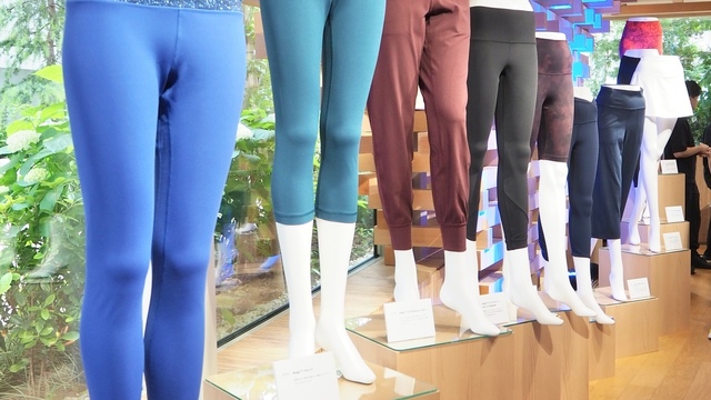 専用【レア】新品　ルルレモン　crop　サイズ２ 桜　サクラ　レギンス 楽天市場】レギンス 7分丈 シルク 100％ メール便送料無料 絹