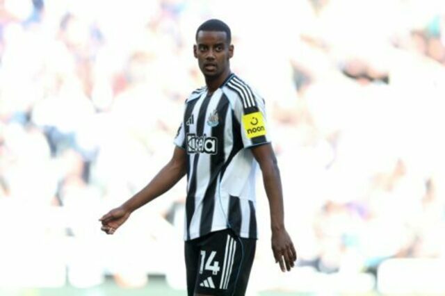 スウェーデン代表 イサク　リバプール　ニューカッスル　ユニフォーム スウェーデン代表 イサク リバプール ニューカッスル ユニフォーム リ