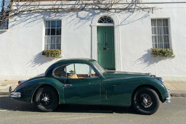 1961年型　ジャガー　ダークグリーン オープンカー 1961年型 ジャガー ダークグリーン オープンカー