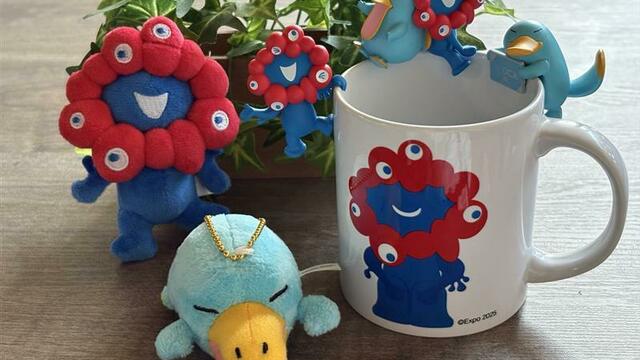 ミャクミャクの「甘噛みハムハム」が登場！ 指を差し出したく