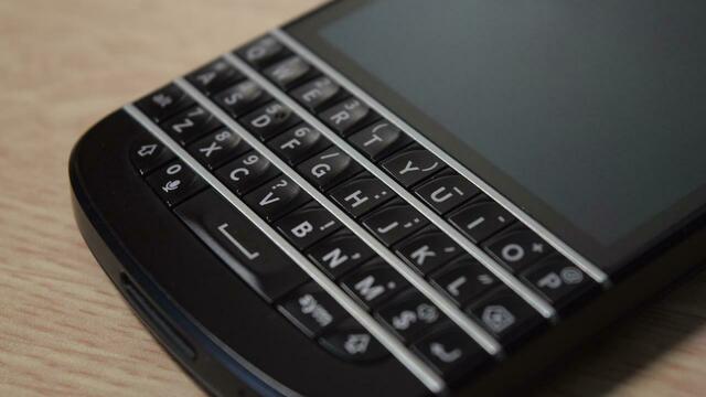 BlackBerry Classicが令和に復活アップデート…DIYで「Q25 Pro