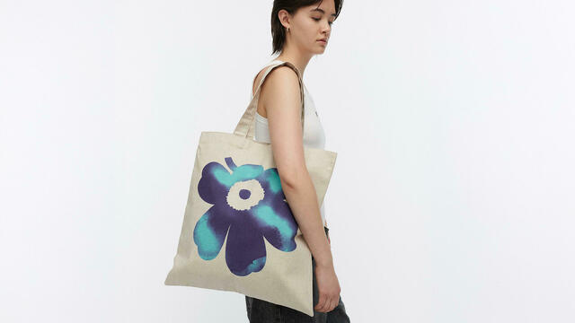 新品　マリメッコ　バッグ　ミャクミャクカラー　万博　marimekko marimekko - marimekkoニットバッグ ミャクミャクカラー