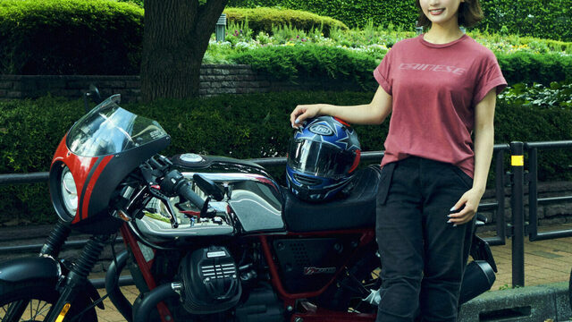 ジェイソン・モモアが日本満喫、バイク仲間とうきうきツーリング