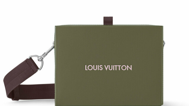 GUCCI グッチ LOUIS VUITTON ルイヴィトン ショッパー レザーショッパーデザインが斬新 Louis Vuittonク ラッチバック