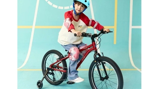 ダイアナ」即完売の“ハート”シリーズに新作！ 主役級にかわいい