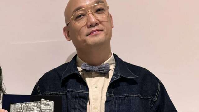 「顔が似ていていい」人気芸人、美人妻とのツーショットに反響！「社長がどんどんお美しくなられます」 | antenna[アンテナ]