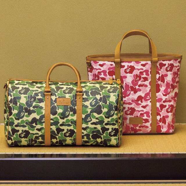 BAPE®の象徴が進化！オーストリッチ型押しレザーの「ABC CAMO