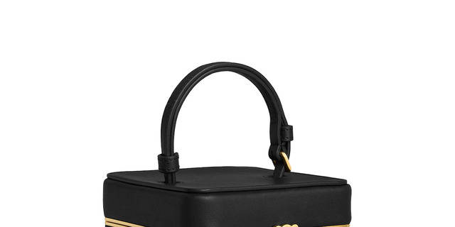 セリーヌ】のバニティバッグがあれば、クラシックもカジュアルもほしい