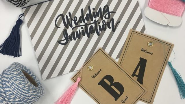 無料テンプレート 人気の結婚式演出 エスコートカード を手作りしよう Antenna アンテナ