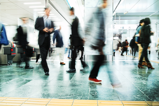 前向きな言葉を使いながら 心が空虚な人が増えている リバイバル掲載 人生を半分あきらめて生きる Antenna アンテナ